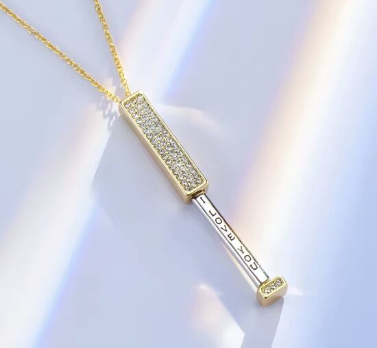 Universalus Kaklo Pakabutis