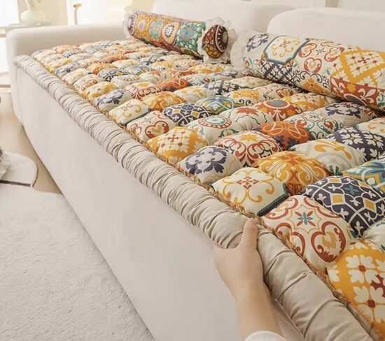 Universalus Lovos Užtiesalas